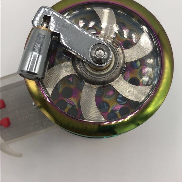 Herb grinder, crusher - Picture 2 of 11